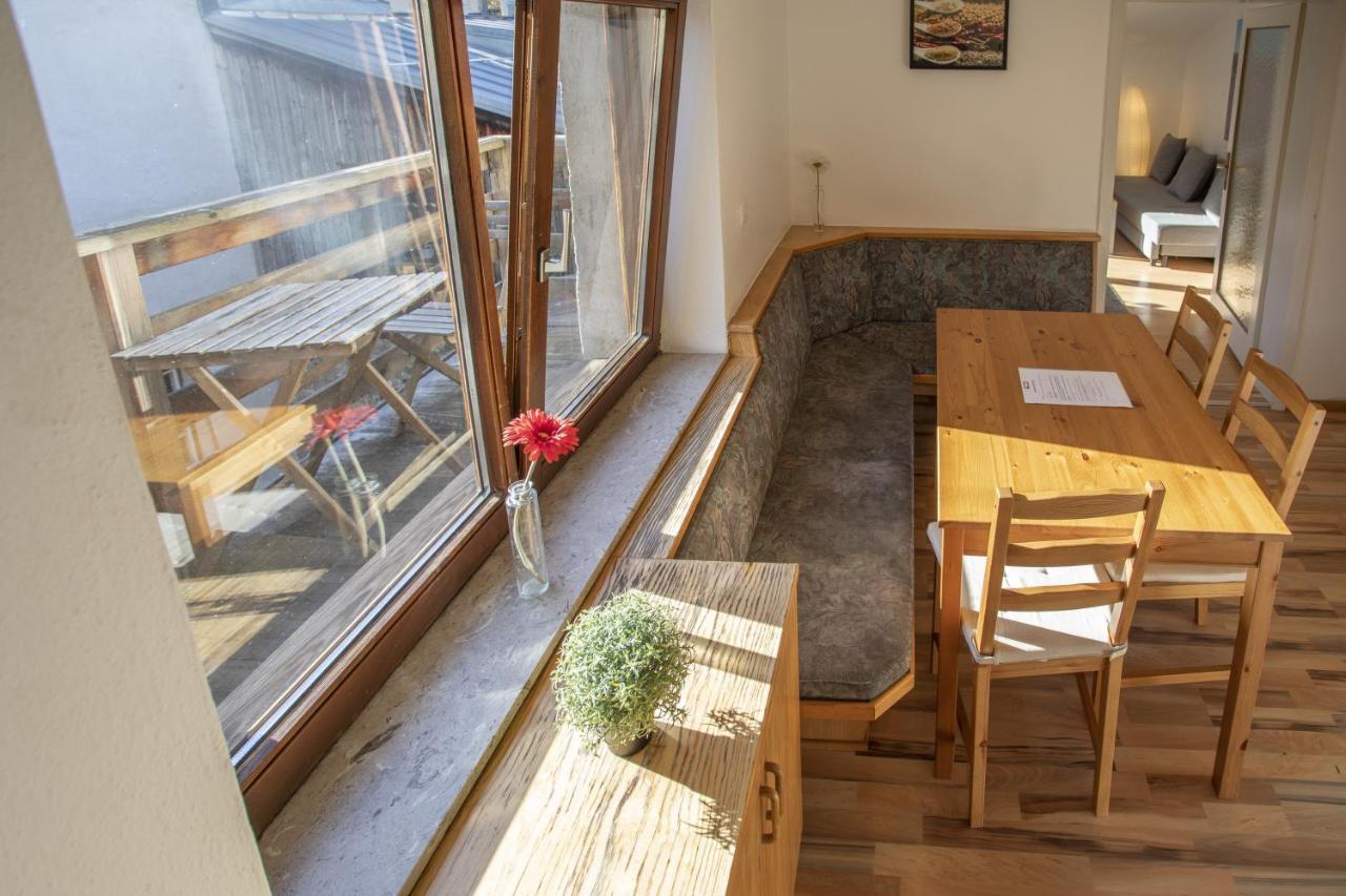 Cozy Old Town Apartment Hall in Tirol Esterno foto