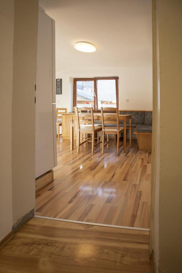 Cozy Old Town Apartment Hall in Tirol Esterno foto